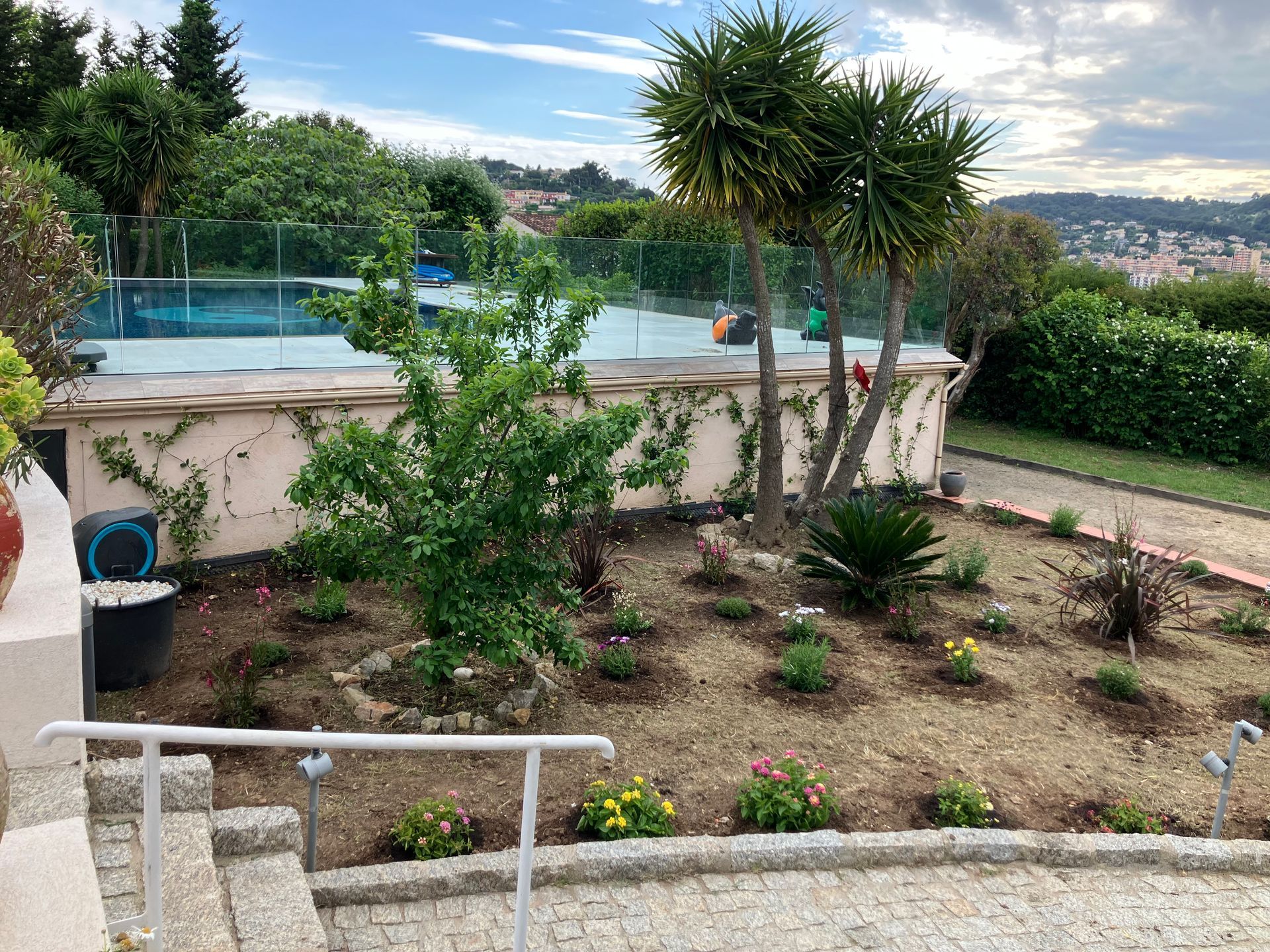Abattage d'arbres à Vallauris — ARBRECO